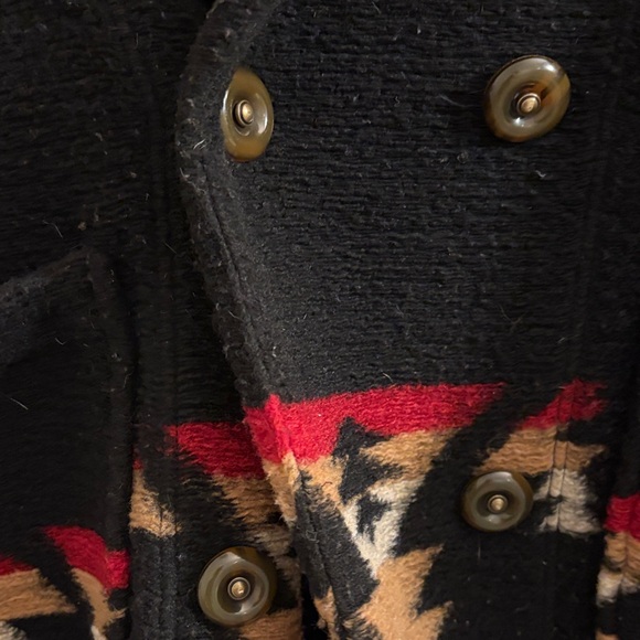 XiRENA Women's Koda Jacket in Serrano- Black, Brown, and Red - Picture 5 of 12